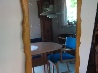 Kommode med spejl