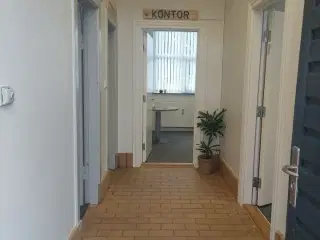 ca 75m² kontor lejemål på den gamle Kaserne...