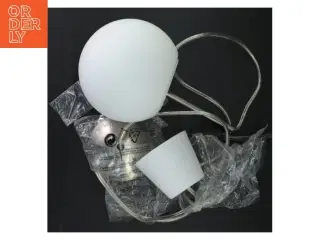Lampe med rund skærm fra Nordlux (str. 13. x 12 cm)