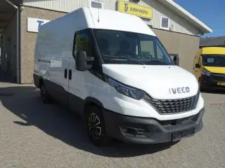 Iveco Daily 2,3 35S16 12m³ Van AG8