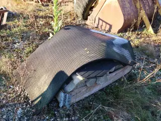 Køreplade samt palle med sten