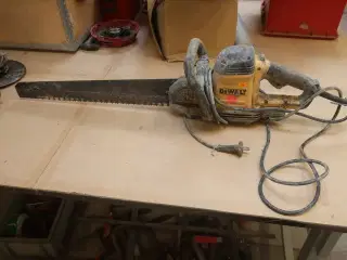 Letbetonsav DEWALT DWE397 QS