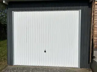 Garageport Hørmann vippeport