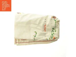 Juledug med broderi (str. 110x170 cm)