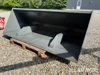 Skovl med højtip Limas