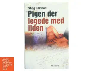 Pigen der legede med ilden bog fra Modtryk