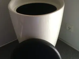 Skammel med opbevaring