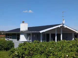 Velholdt sommerhus for 5 personer i Gr�nh�j Strand syd for L�kken<br>T�t p� Danmarks bedste strand