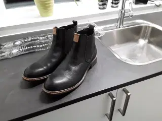 B&Co støvletter 40/41 nye!