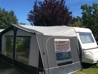 Adria 485 