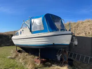 Motorbåd POCA 720