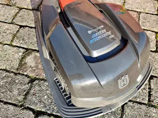 Husqvarna 305 Automover 