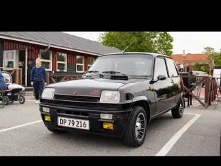 Renault r5 alpine replica 