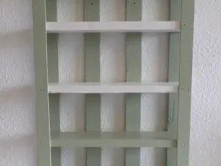 Pallereol i genbrugs fyrretræ