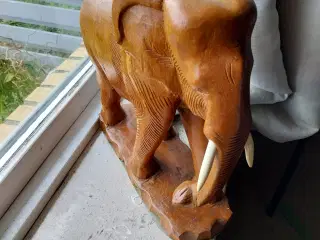 Træ elefant