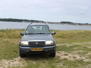 Suzuki Grand Vitara Benzin 2,0 Activ van