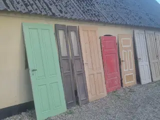 Gamle døre og vinduer 