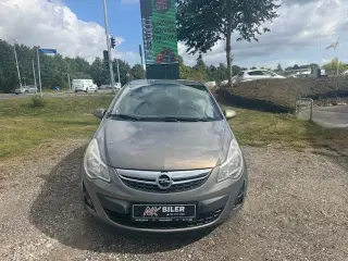 Opel Corsa 1,4 16V Cosmo