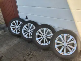 Nissan Qashqai R17 alufælge med sommerdæk