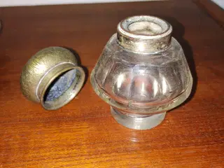 Gamle glas blækhuse