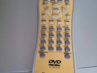 DVD afspiller, ældre, men god stand. 