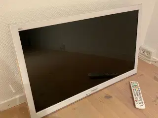 Almindelig tv skærm fra Panasonic i farven hvid 32