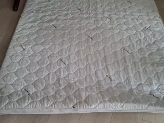 Topmadras dreamzone 140/200 med rullemadras 140/20