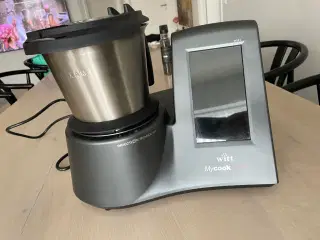 Multi cooker