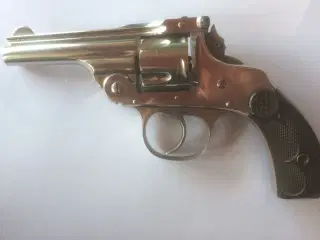 Hopkins & Allen revolver