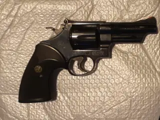 Smith&Wesson Revolver til salg