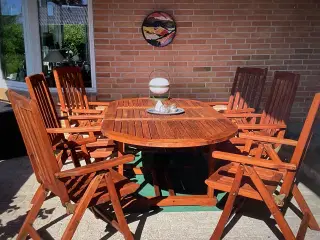Havemøbler i teak træ