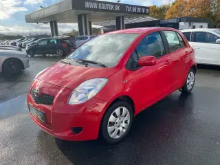 Toyota Yaris - 87HK 5d