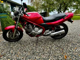 Yamaha XJ 600 N