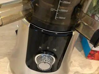 Azura slowjuicer som ny 