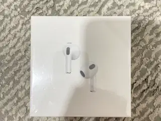 AirPods gen 3