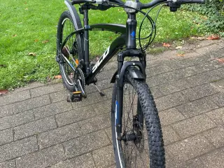 mountainbike. Sco    26 tommer.