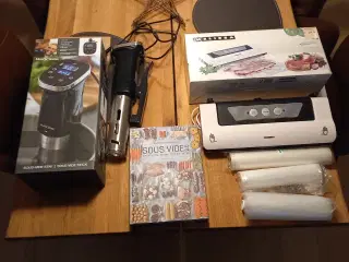 Sous-vide, vacuumpakker og opskriftsbog