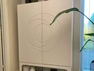 IKEA SJÖVIK skab med to låger.