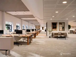 1.536 m² kontorlejemål med  super beliggenhed i Lyngby