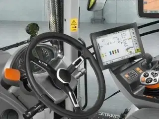 CLAAS AXION 850 HEXASHIFT - Stage V CEBIS