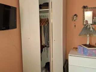 Skab