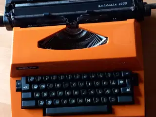Skrivemaskine, Adler Gabriele 2000