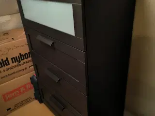 Kommode fra Ikea