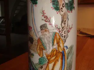 SMUK KINESISK BORDLAMPE