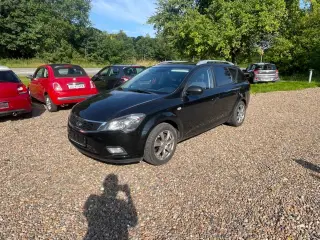 Kia Ceed 1,6 CRDi 128 Exclusive SW