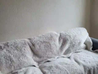 Kunstig pels til sofa