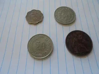 4 gamle britiske mønter