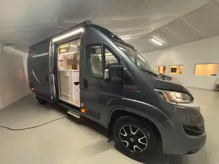 Autocamper til salg - McLouis Menfys Prestige 4