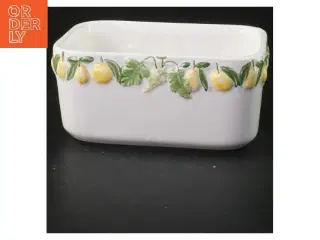 Rektangulært hvidt keramikfad/smørboks med citronmønster (str. 12x9x6 cm)