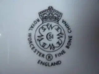 Royal Worcester - te kop med underkop